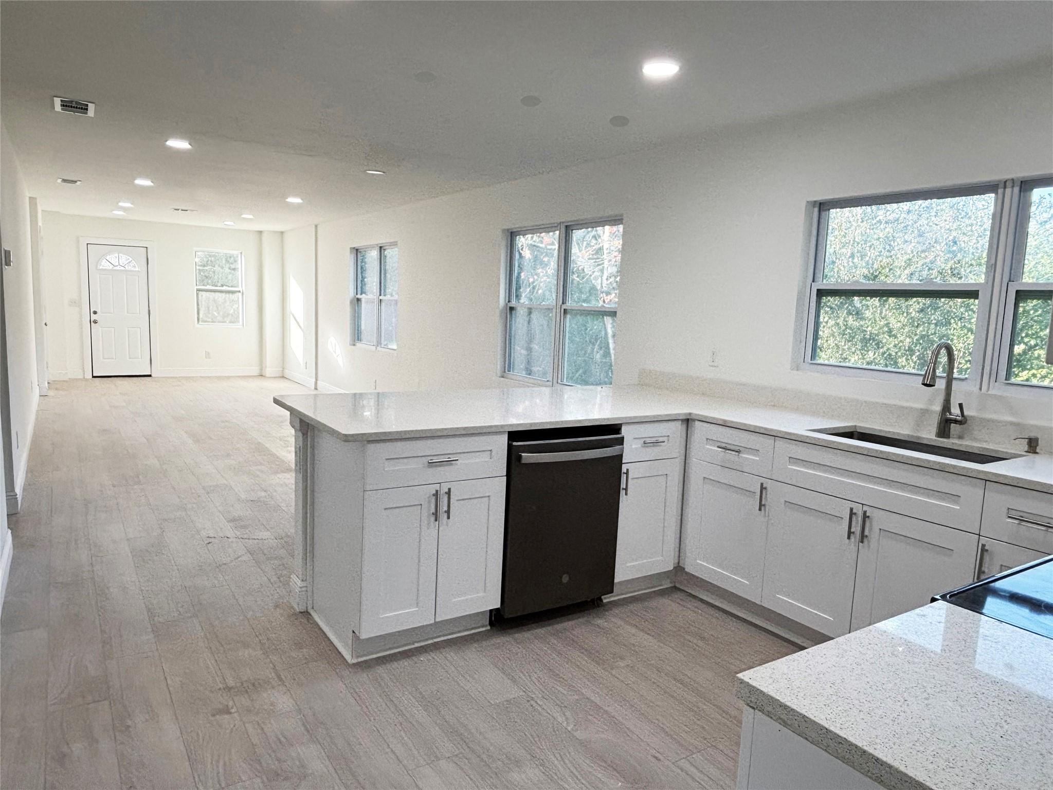 Oak Terrace - Residential