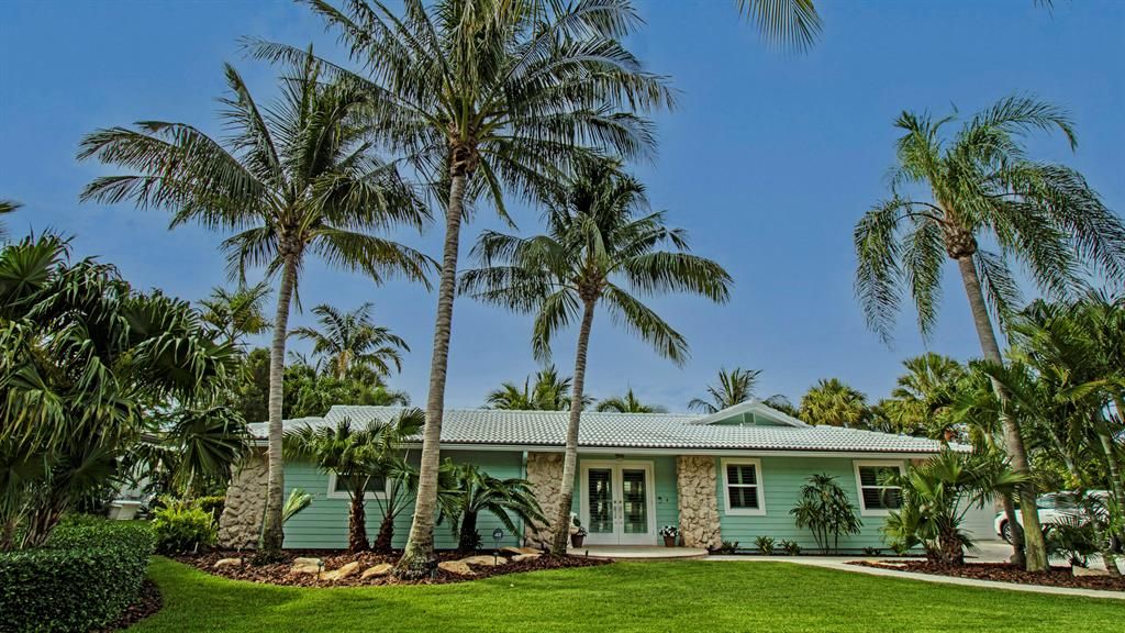 Photo of 9004 SE Pelican Island Way, Hobe Sound, FL 33455 (MLS # R10724758)