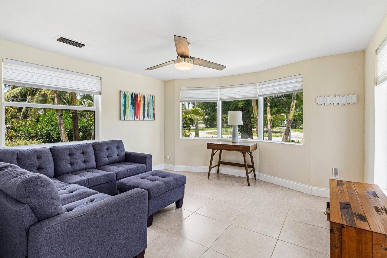 DELRAY TOWN OF - Residential Lease