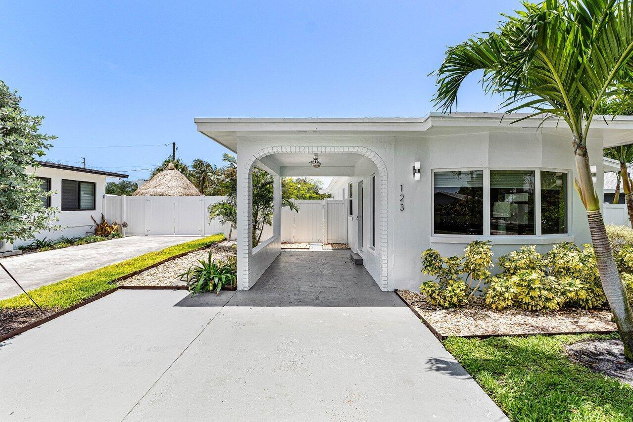 DELRAY TOWN OF - Residential Lease