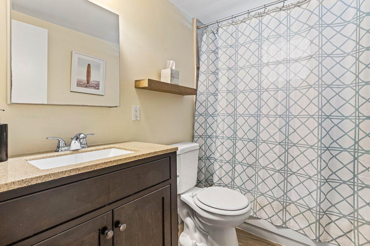 DELRAY TOWN OF - Residential Lease