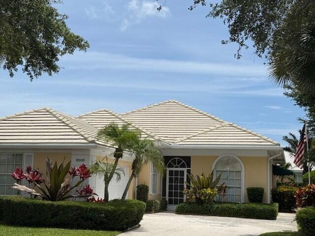 Photo of 8500 Beaconhill Road, Palm Beach Gardens, FL 33410 (MLS # R11090884)