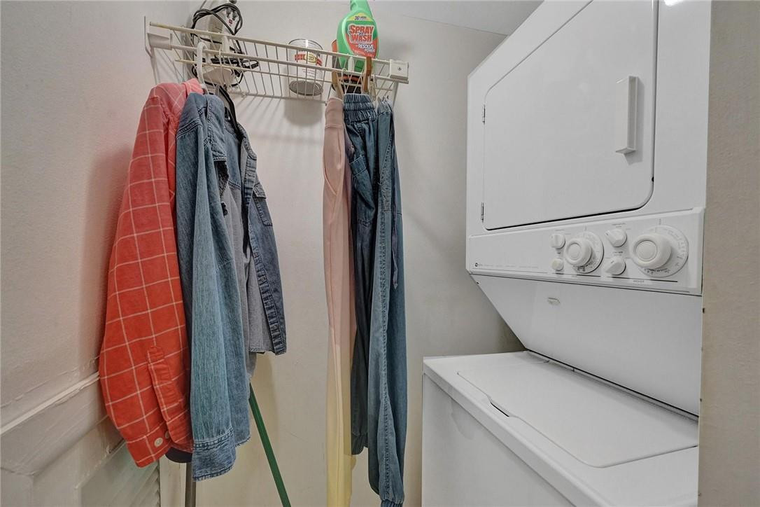 RAINBERRY BAY - Residential