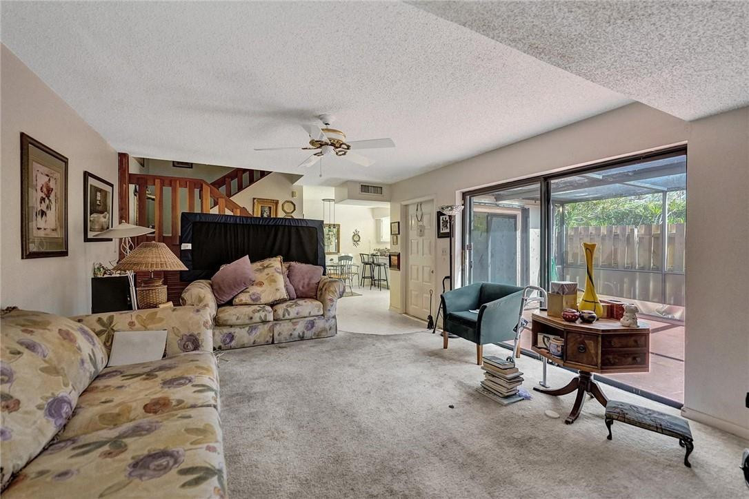 RAINBERRY BAY - Residential