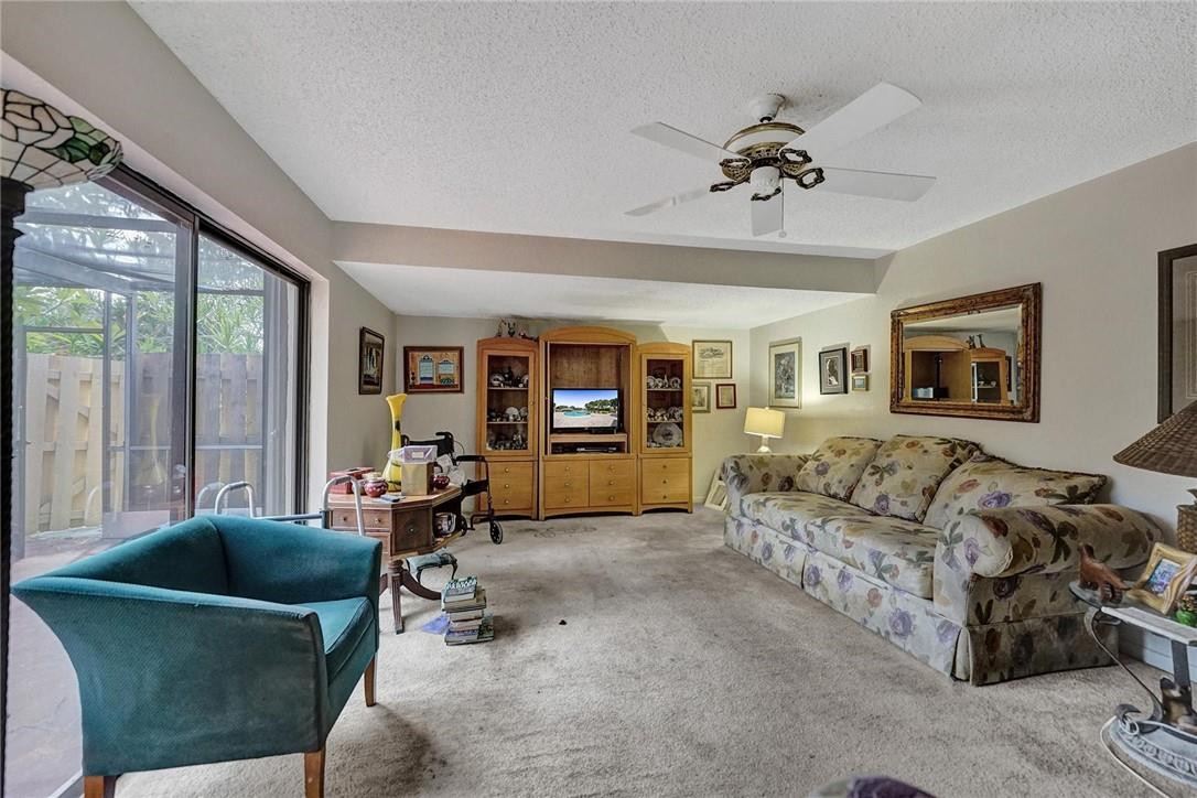 RAINBERRY BAY - Residential