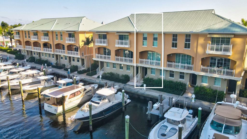 Photo of 643 Casa Loma Boulevard, Boynton Beach, FL 33435 (MLS # R11139493)