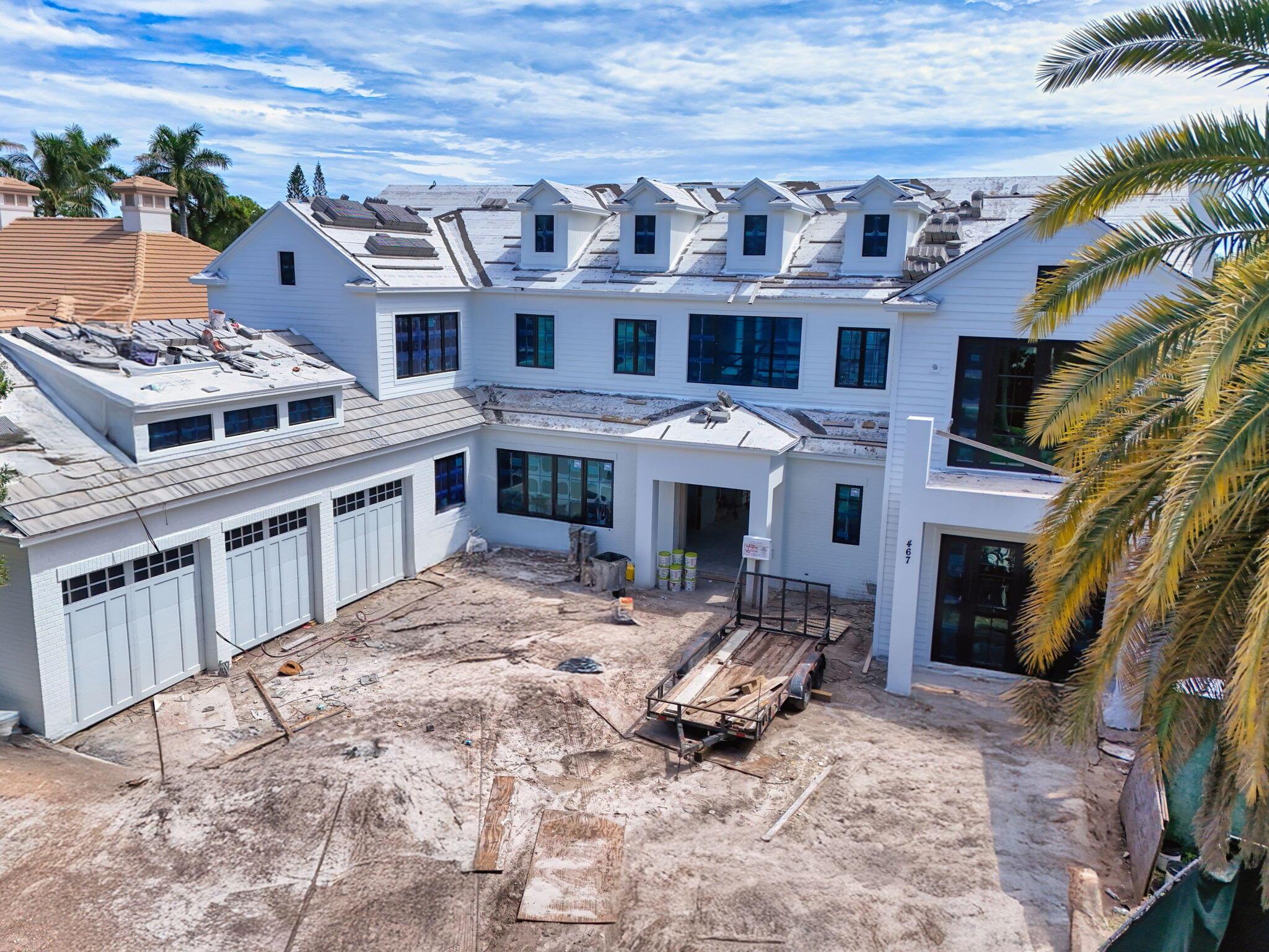 ADMIRALS COVE - Residential
