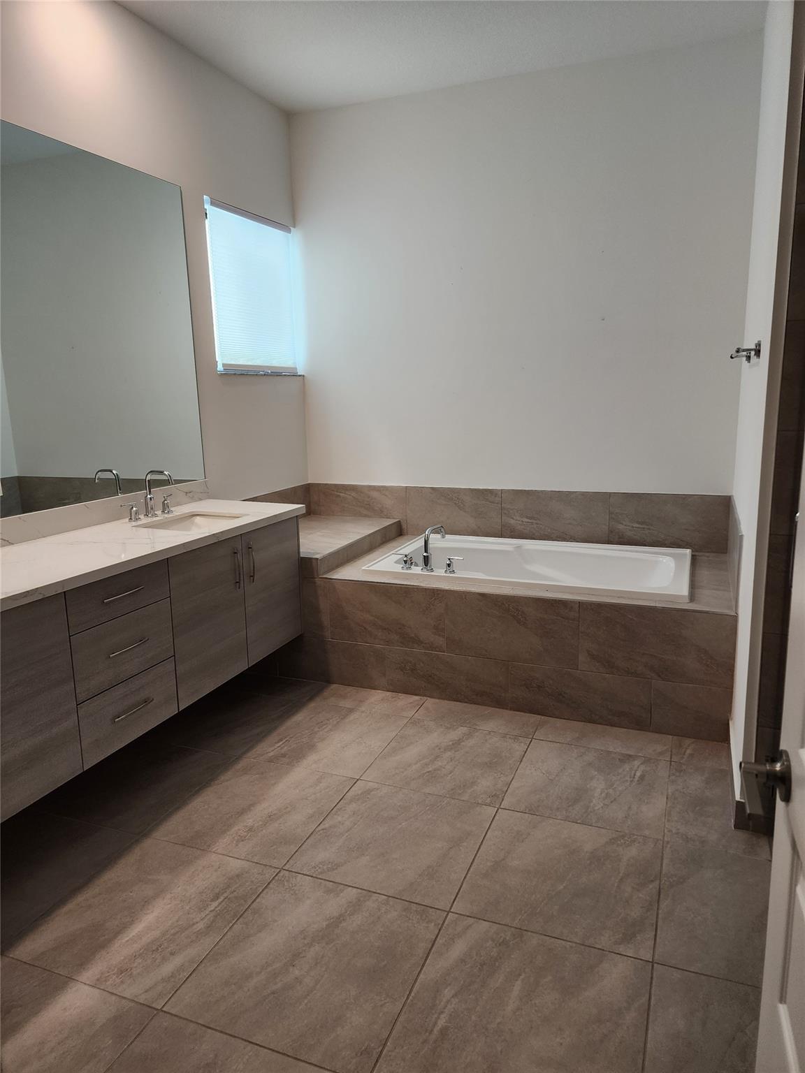 Triple H Ranch 182-111 B - Residential
