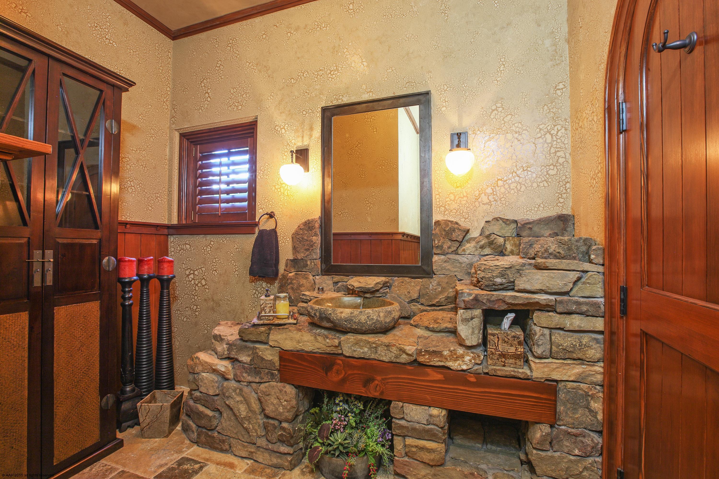 HOMELAND - Residential