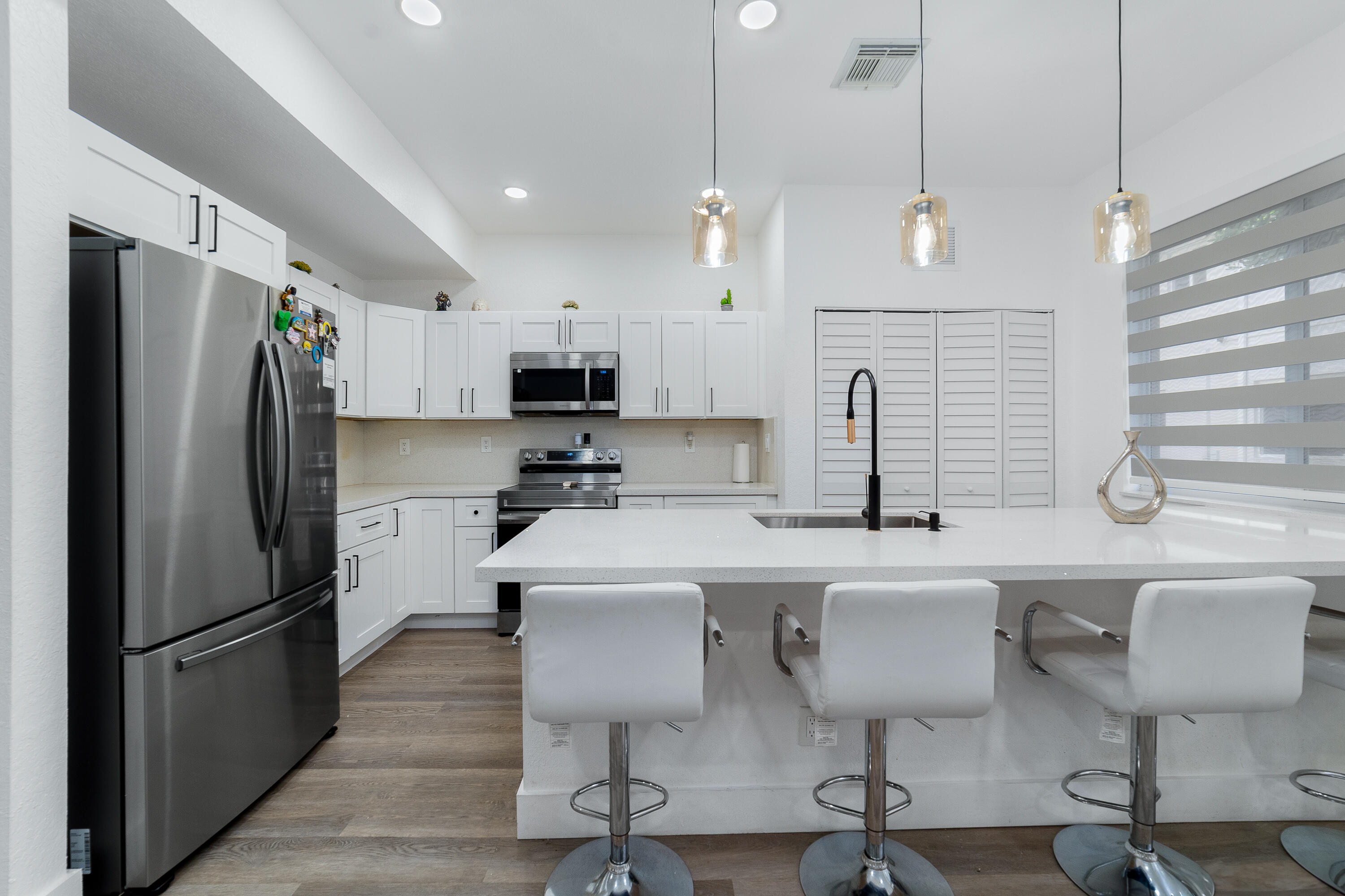 MAJORCA ISLES III CONDO - Residential