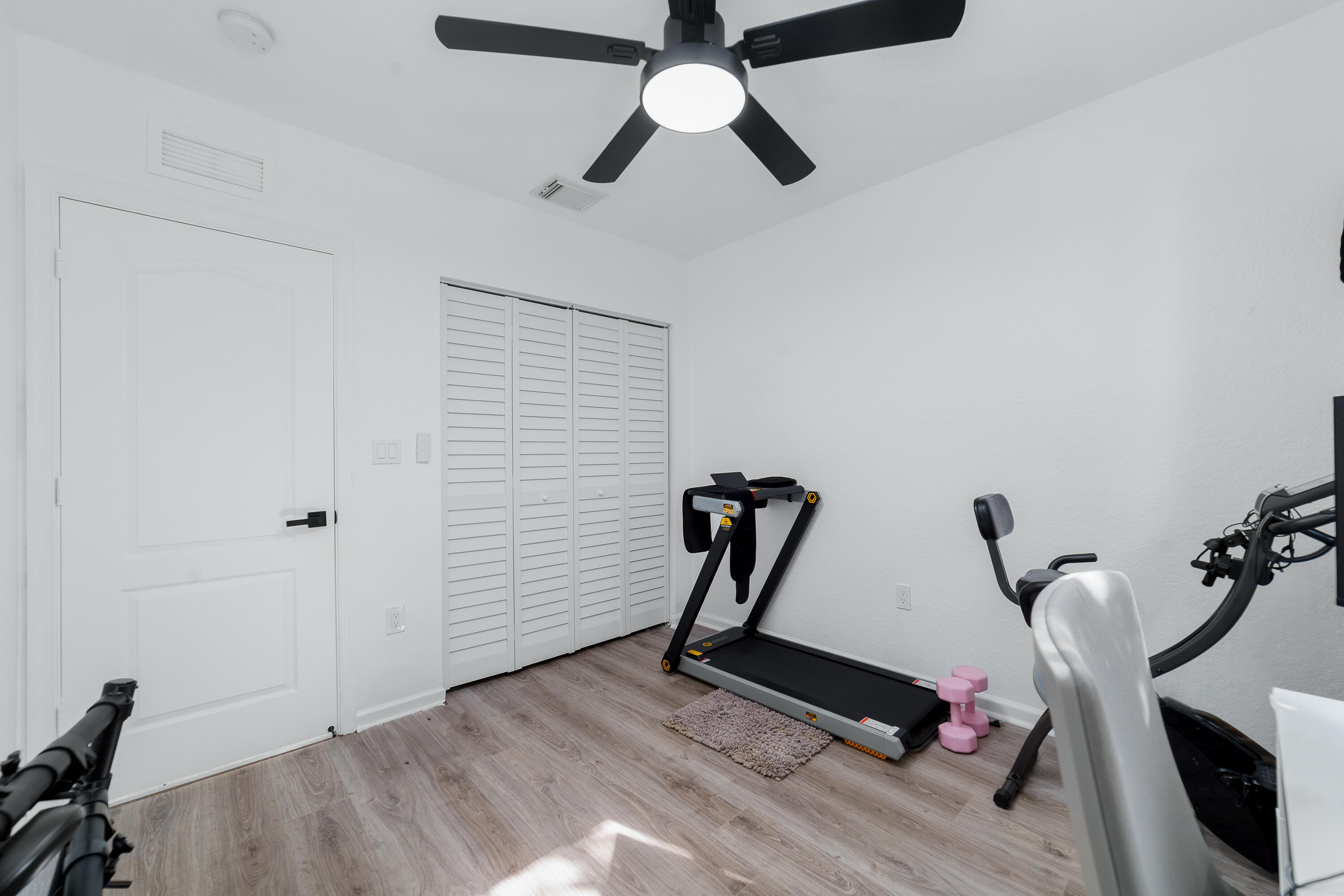 MAJORCA ISLES III CONDO - Residential