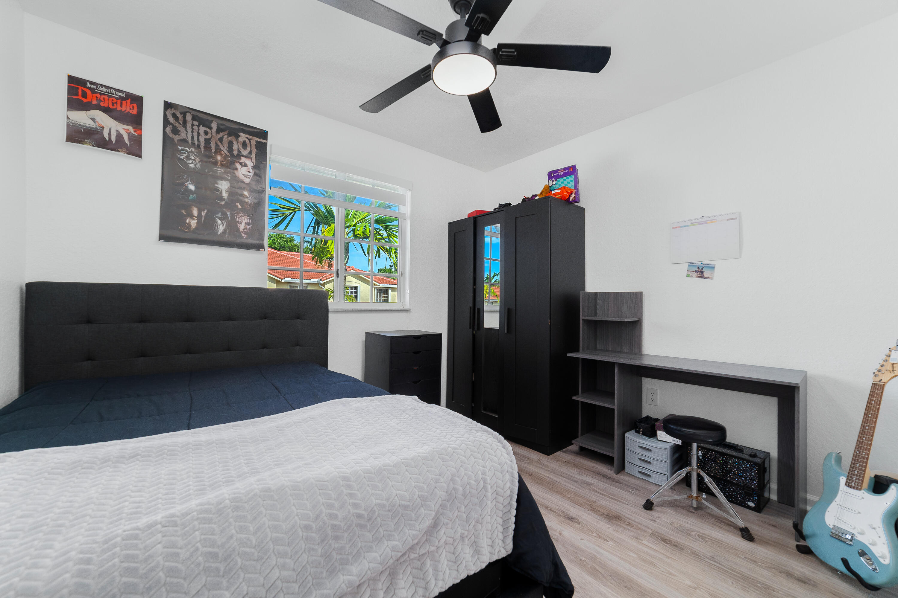 MAJORCA ISLES III CONDO - Residential