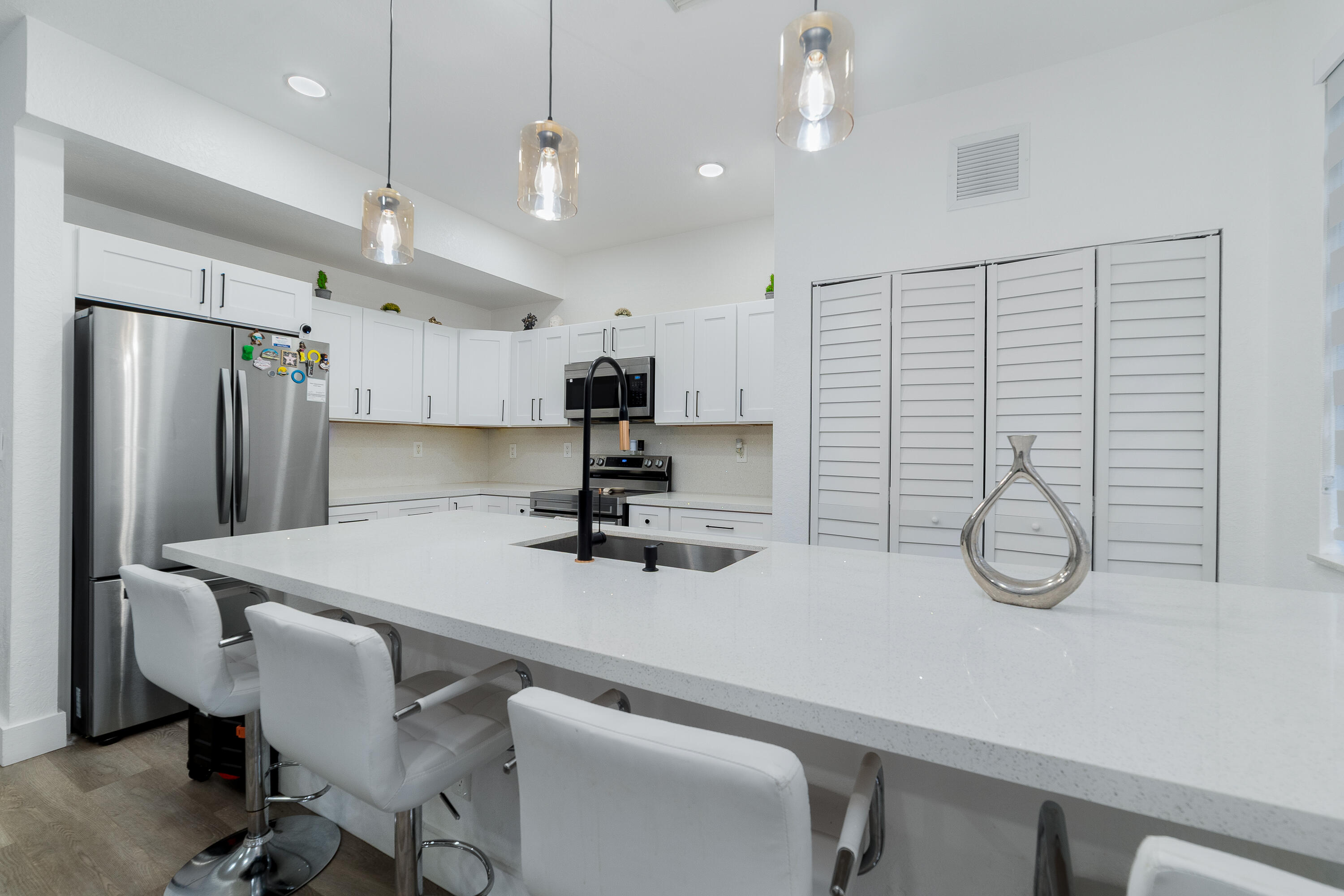 MAJORCA ISLES III CONDO - Residential