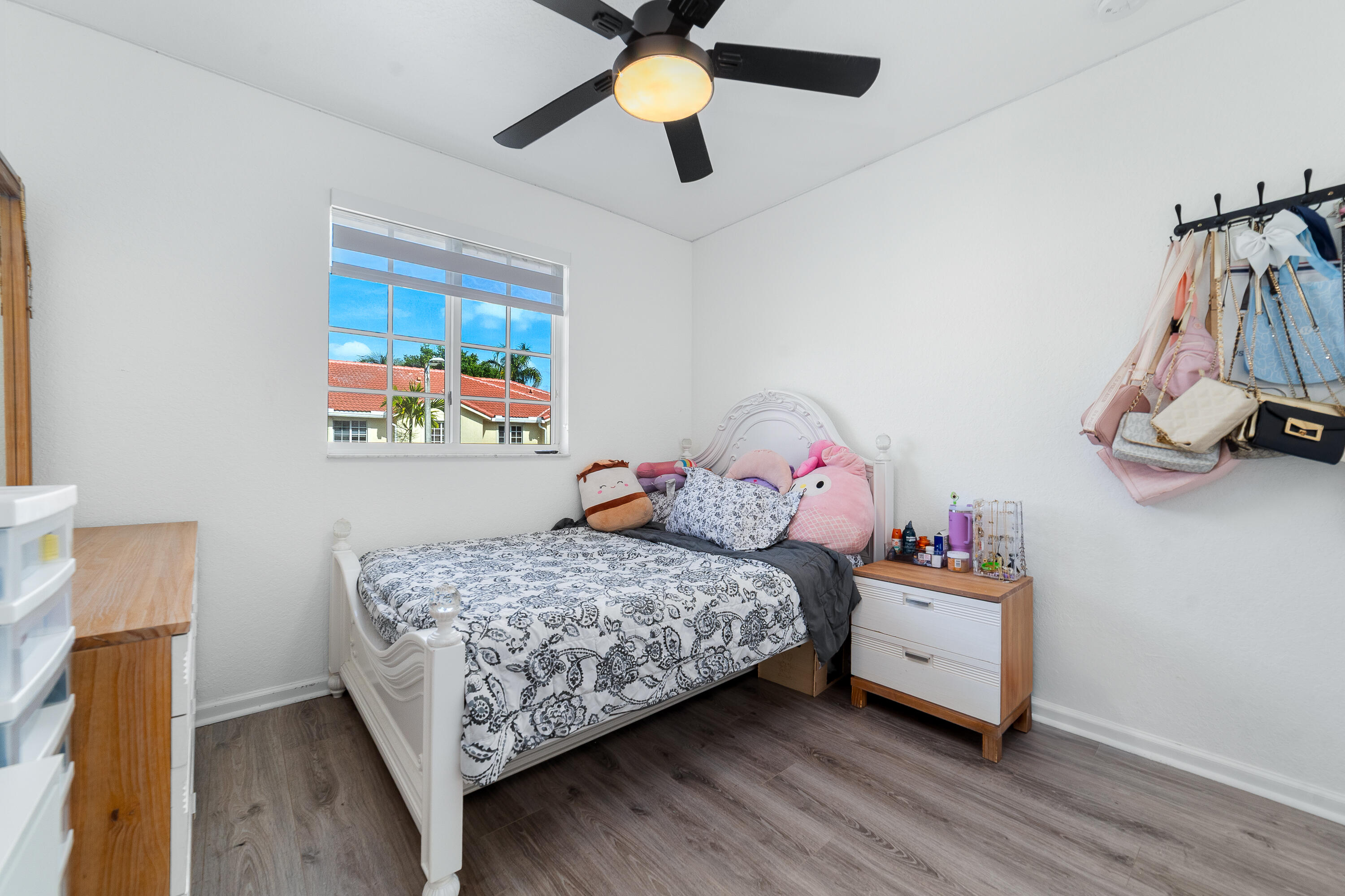 MAJORCA ISLES III CONDO - Residential