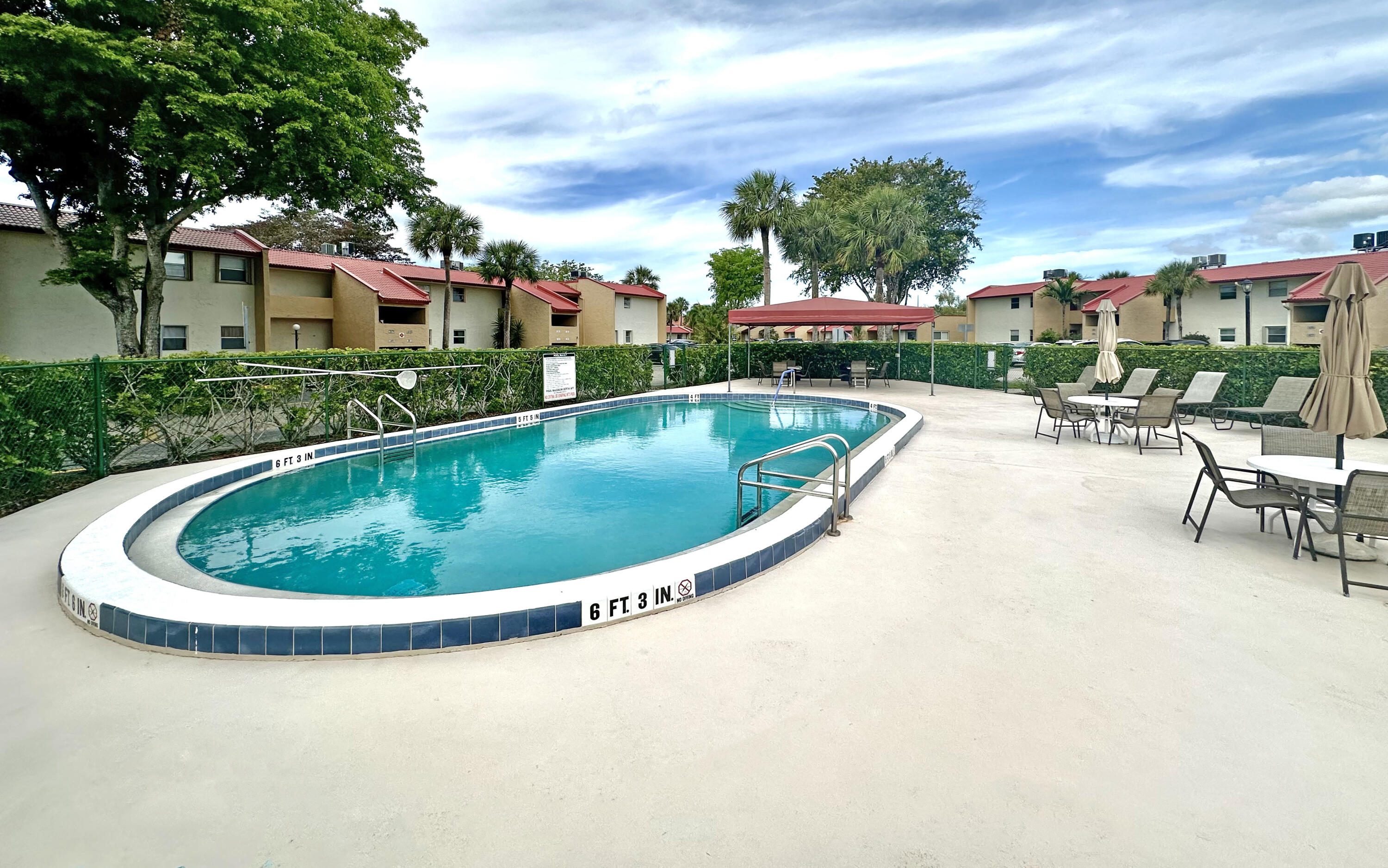 GOLDEN LAKES VILLAGE CONDO 1 THRU 13-A - Residential