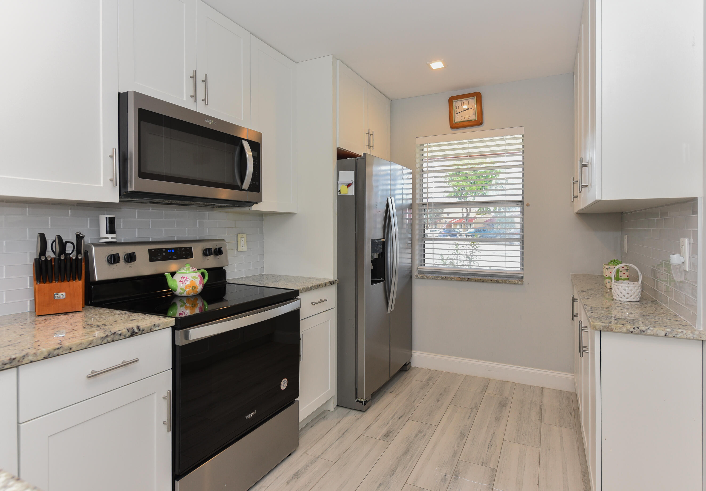 GOLDEN LAKES VILLAGE CONDO 1 THRU 13-A - Residential