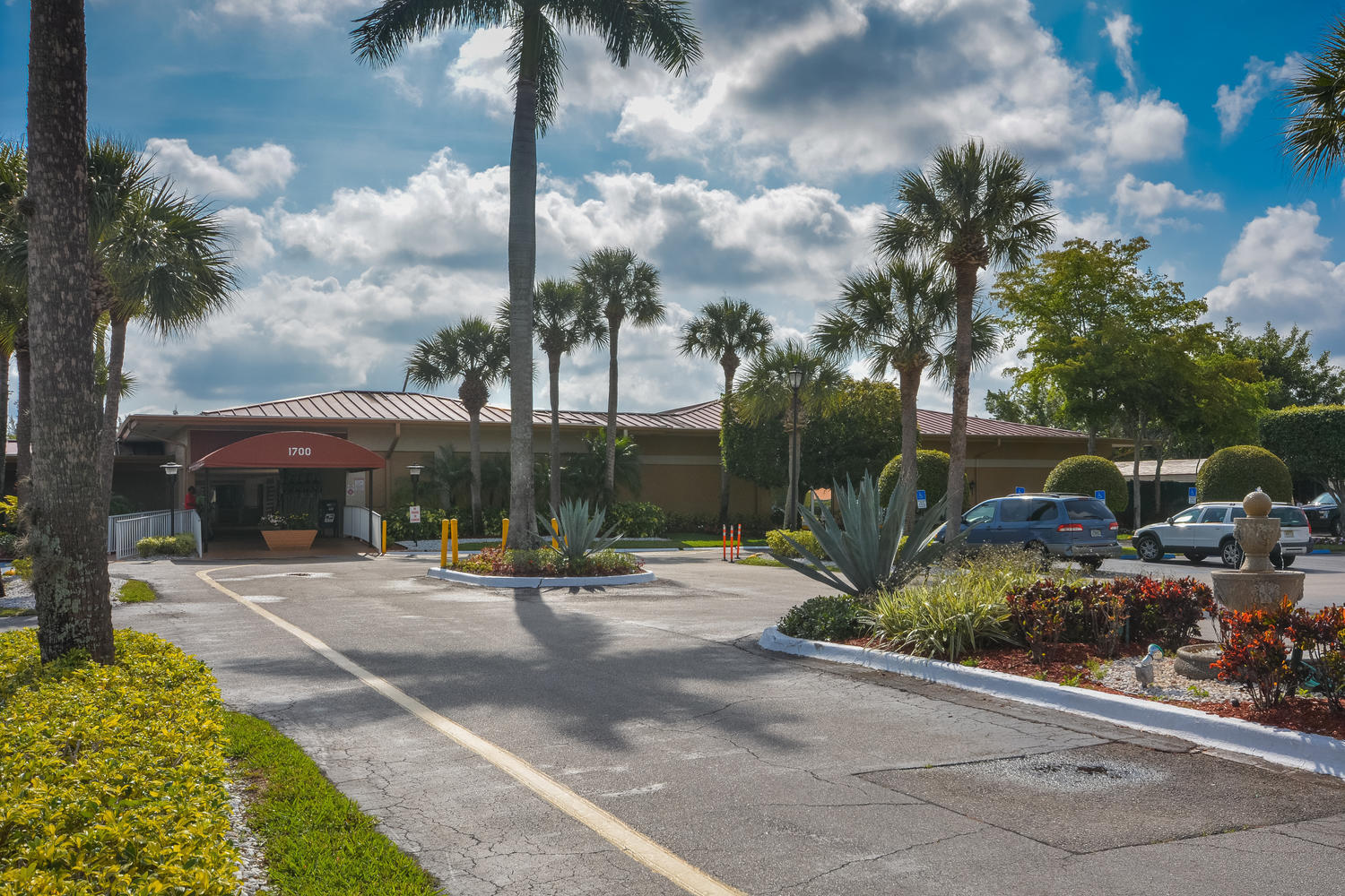 GOLDEN LAKES VILLAGE CONDO 1 THRU 13-A - Residential