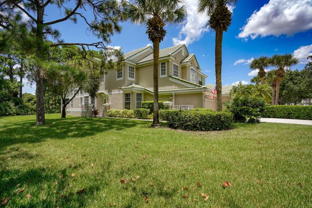 Photo of 1697 SW Harbour Isles Circle #1, Port Saint Lucie, FL 34986 (MLS # R10799368)