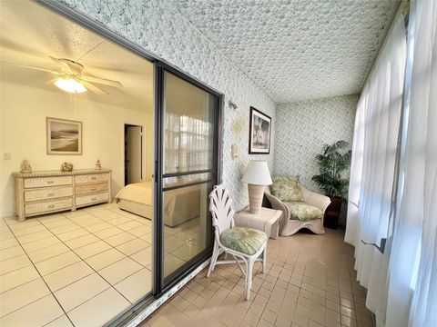 Tiny photo for 266 Oakridge P #266, Deerfield Beach, FL 33442 (MLS # B26017398)