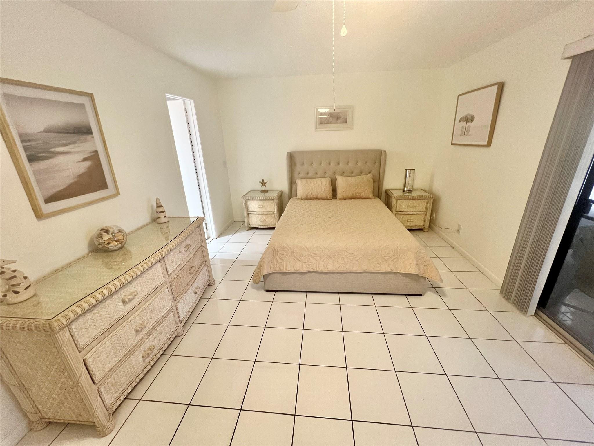 OAKRIDGE P CONDO - Residential