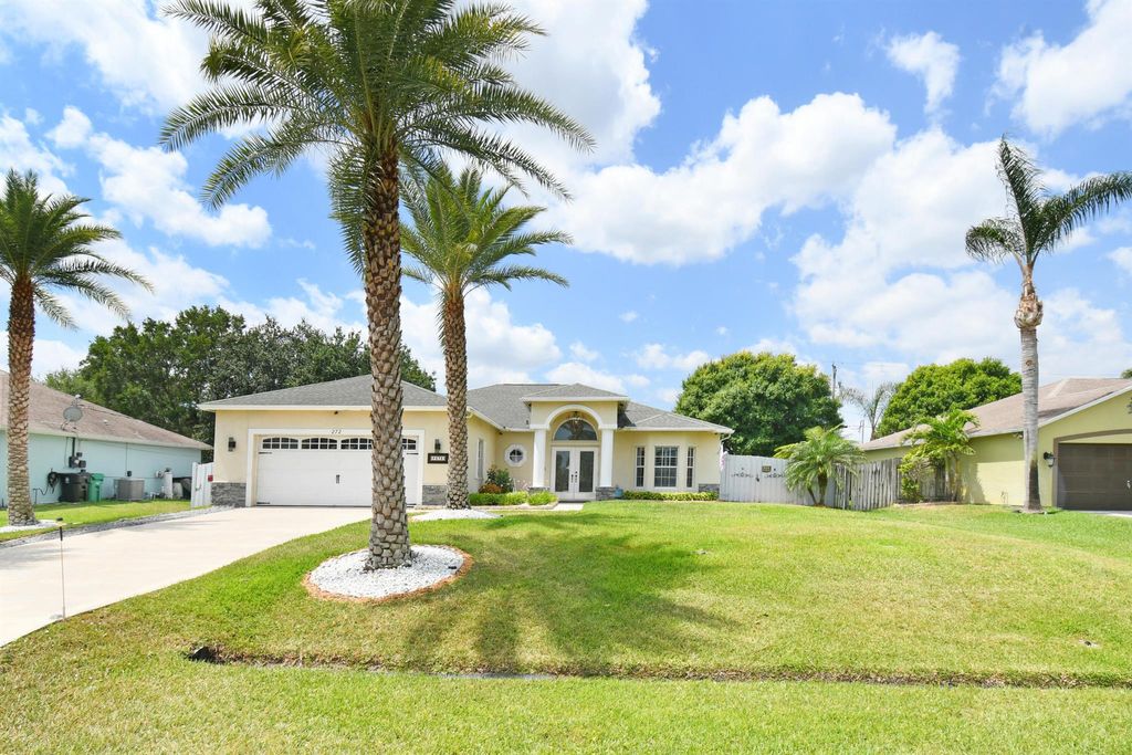 Photo of 272 SW Kestor Drive, Port Saint Lucie, FL 34953 (MLS # R10977704)
