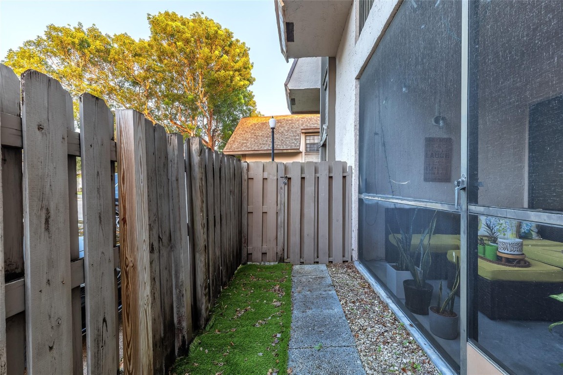 GRENADIER LAKES - Residential