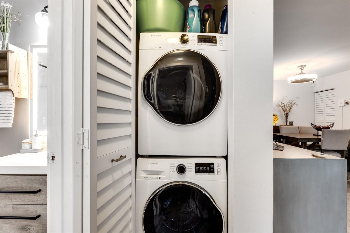 GRENADIER LAKES - Residential