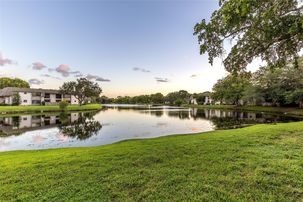 GRENADIER LAKES - Residential
