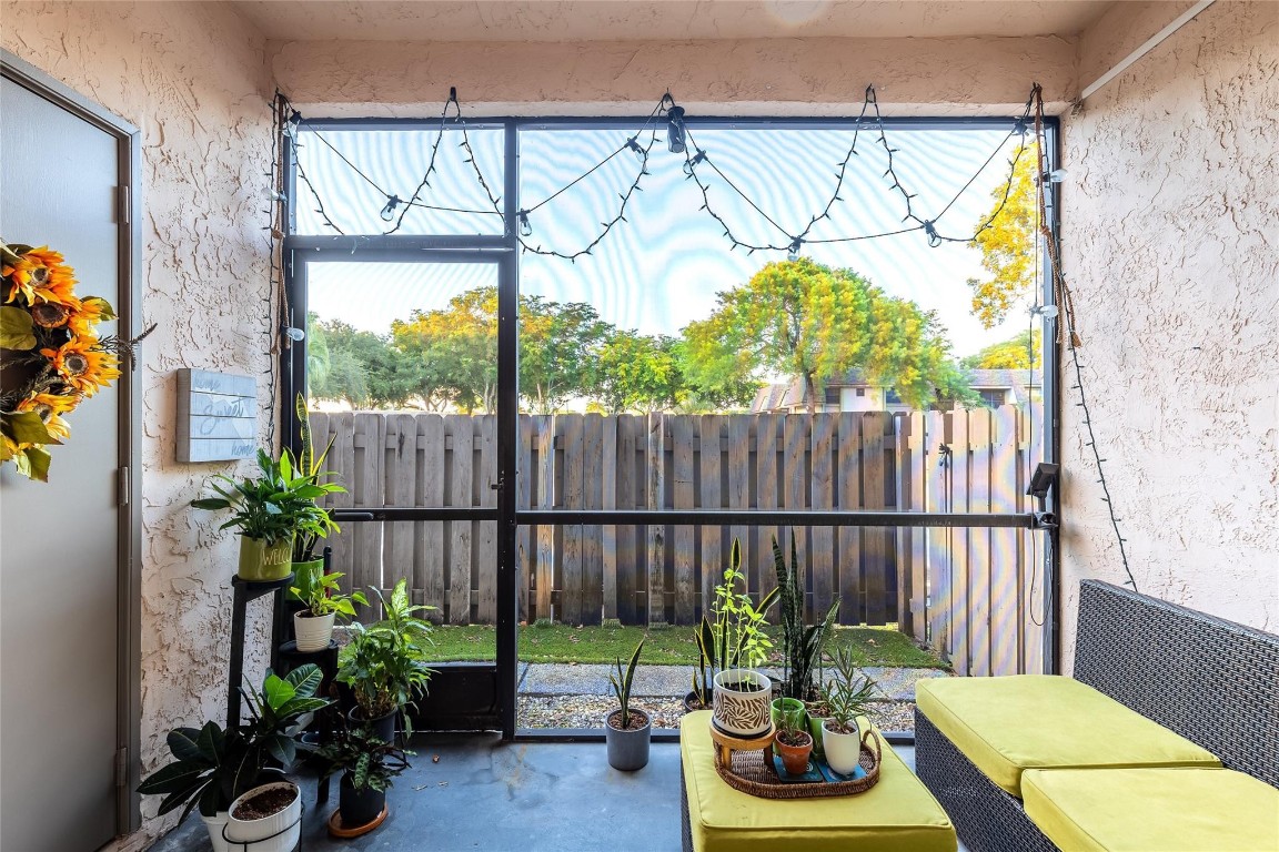 GRENADIER LAKES - Residential