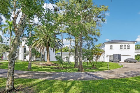 Tiny photo for 6911 NW 84TH Avenue, Parkland, FL 33067 (MLS # B26080646)