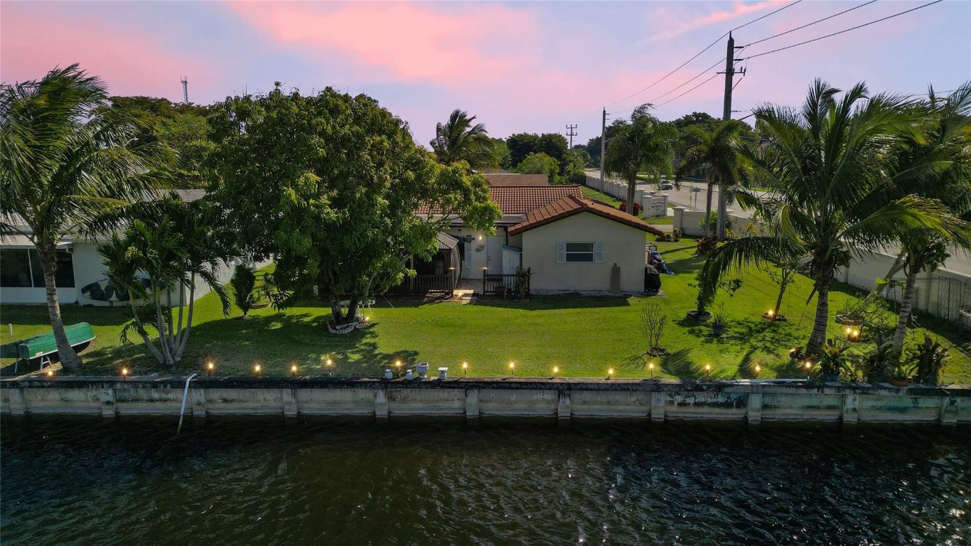 Westwood Commy 4 77-45 B - Residential