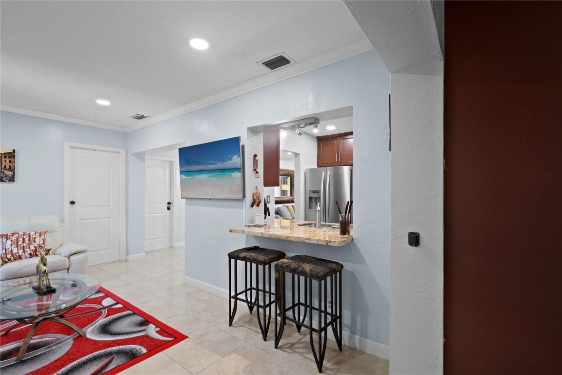 Westwood Commy 4 77-45 B - Residential