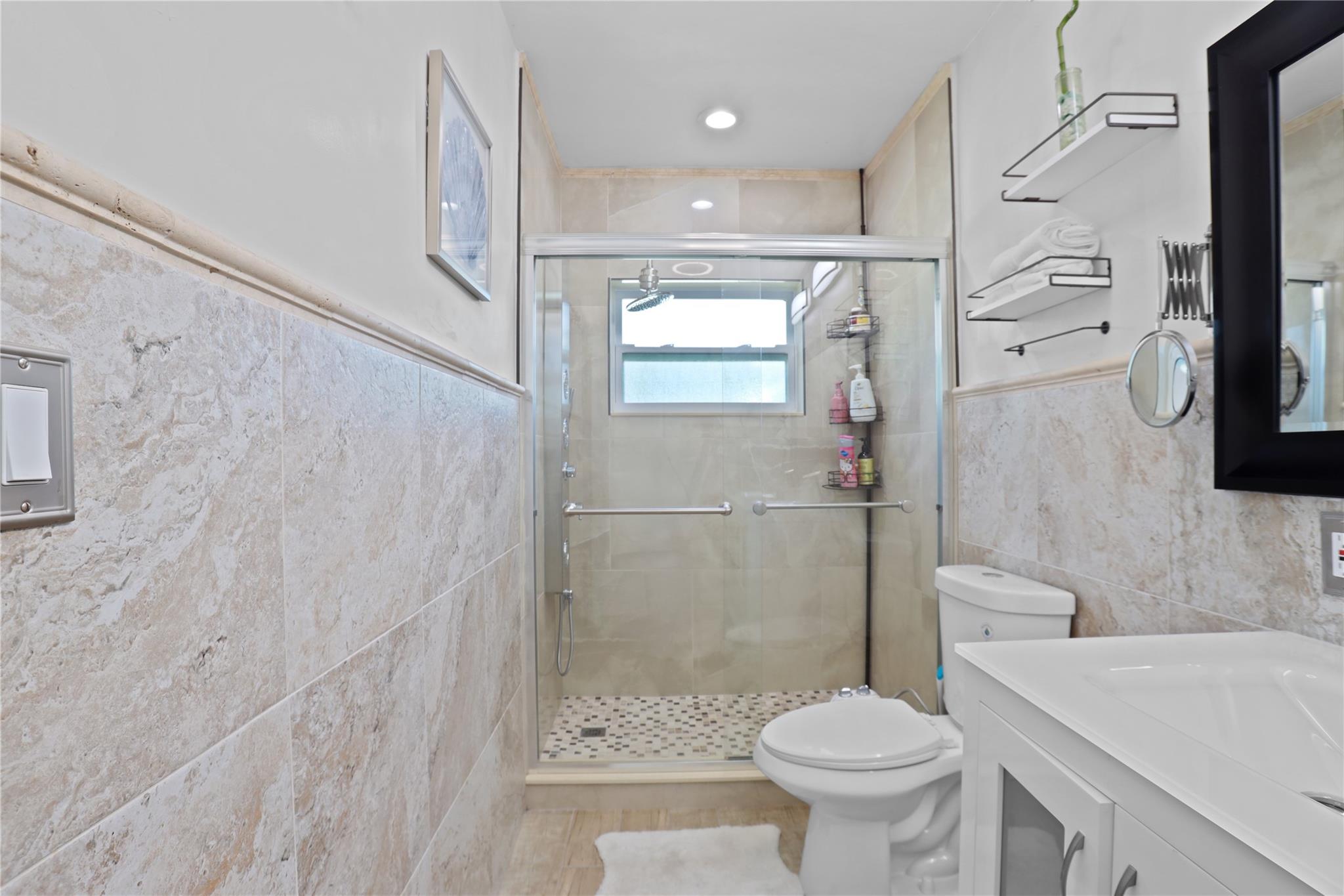 Westwood Commy 4 77-45 B - Residential