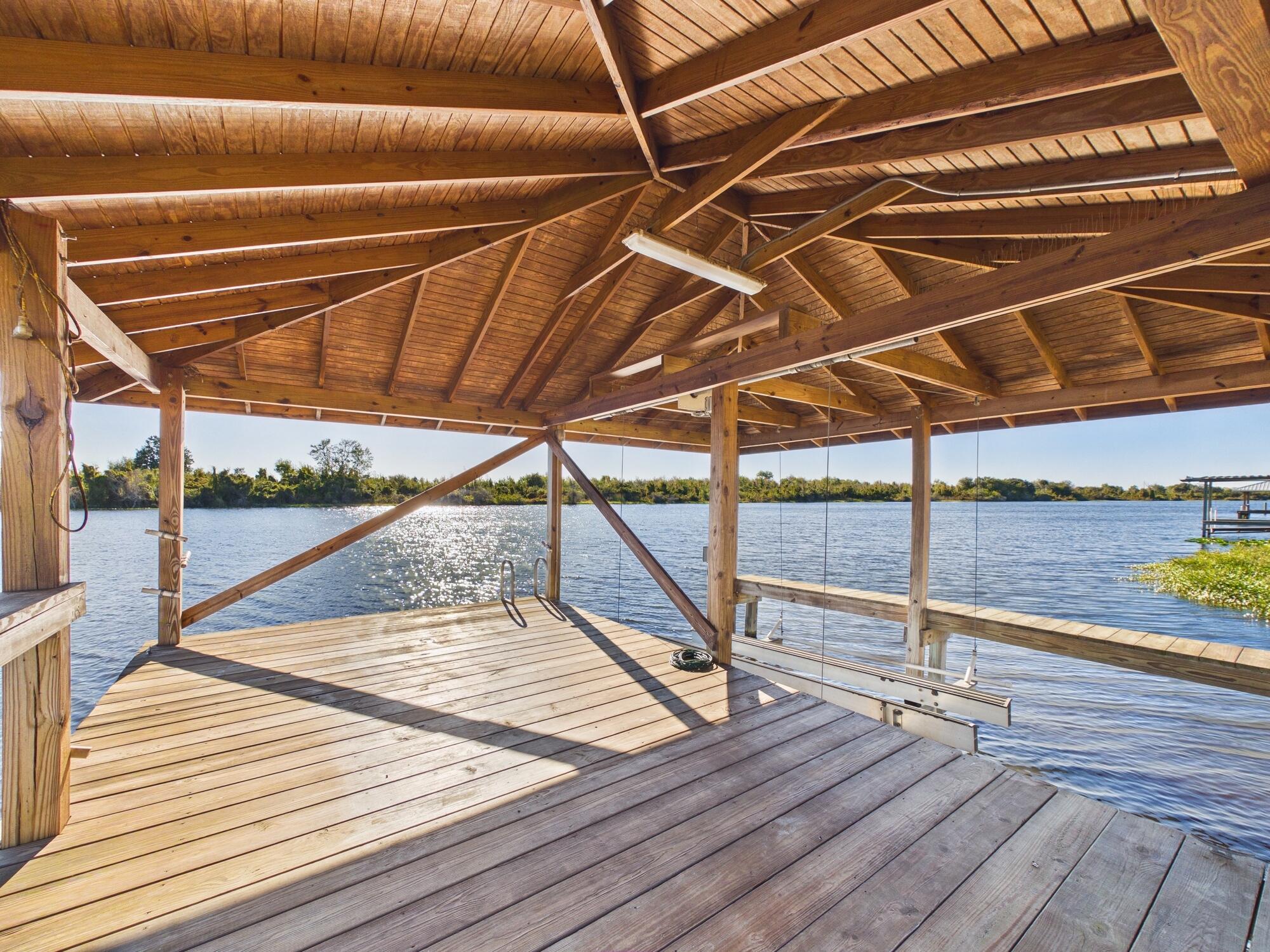 RIVER OAK ACRES - Residential