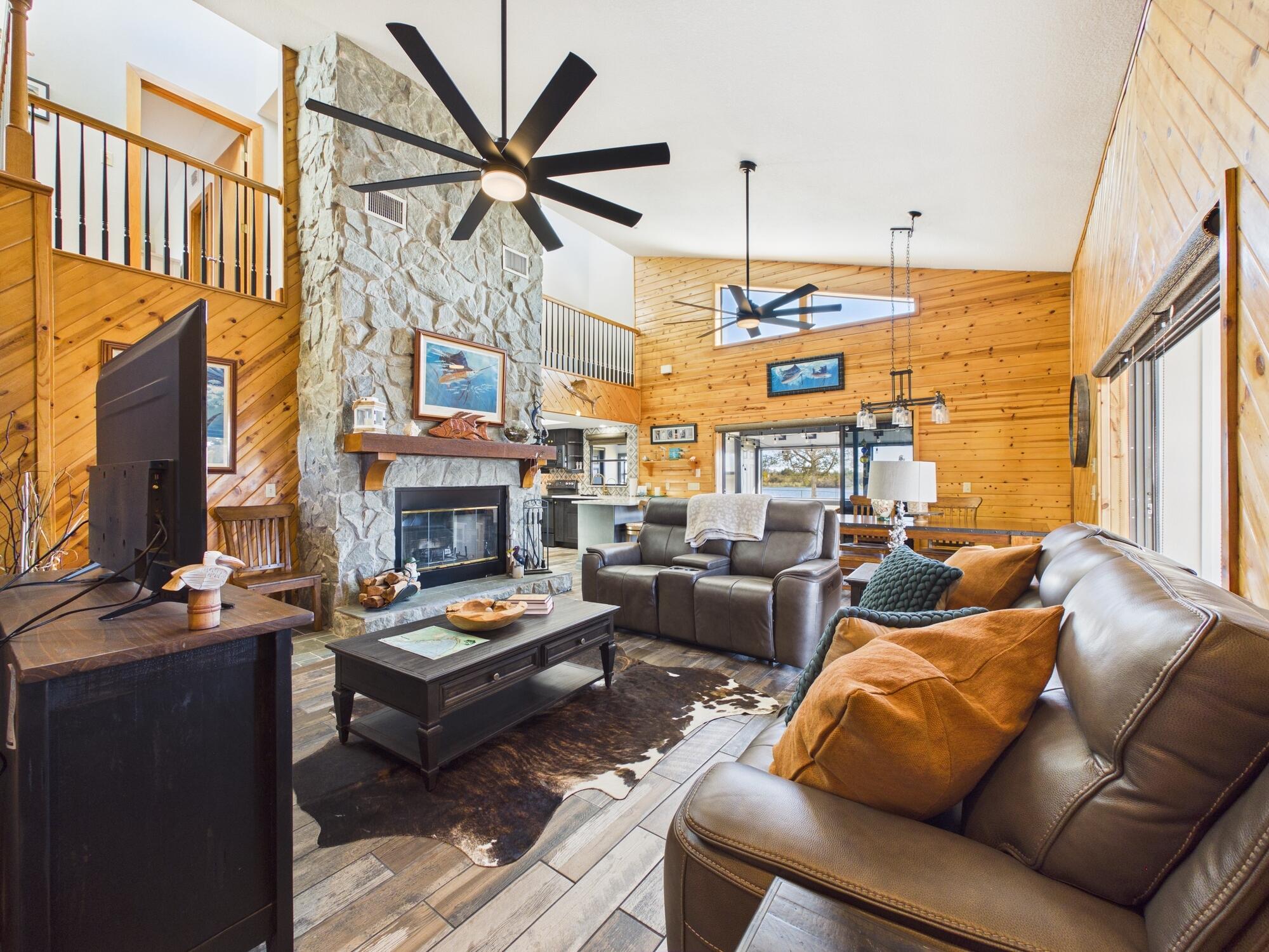 RIVER OAK ACRES - Residential