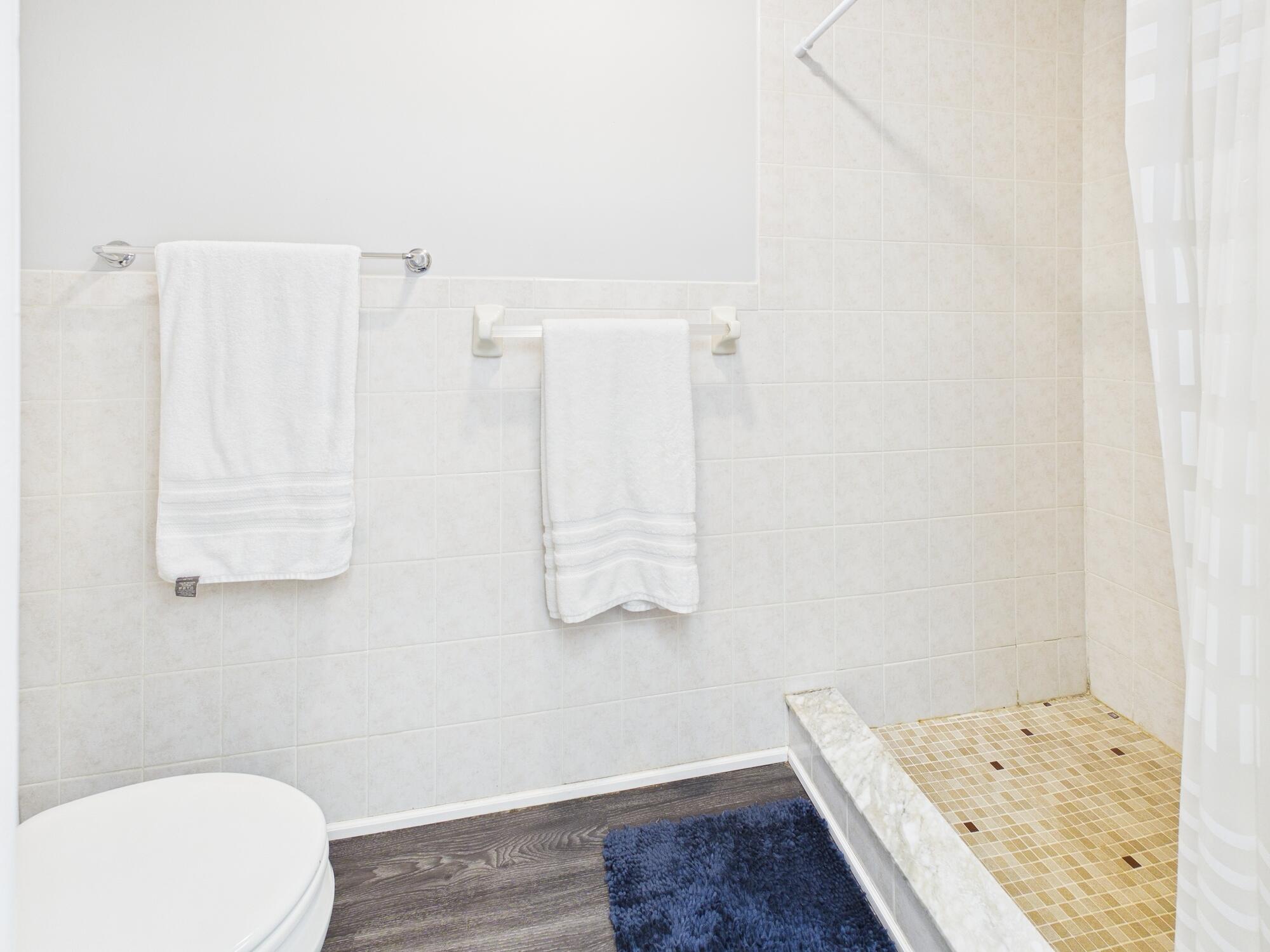 RIVER OAK ACRES - Residential