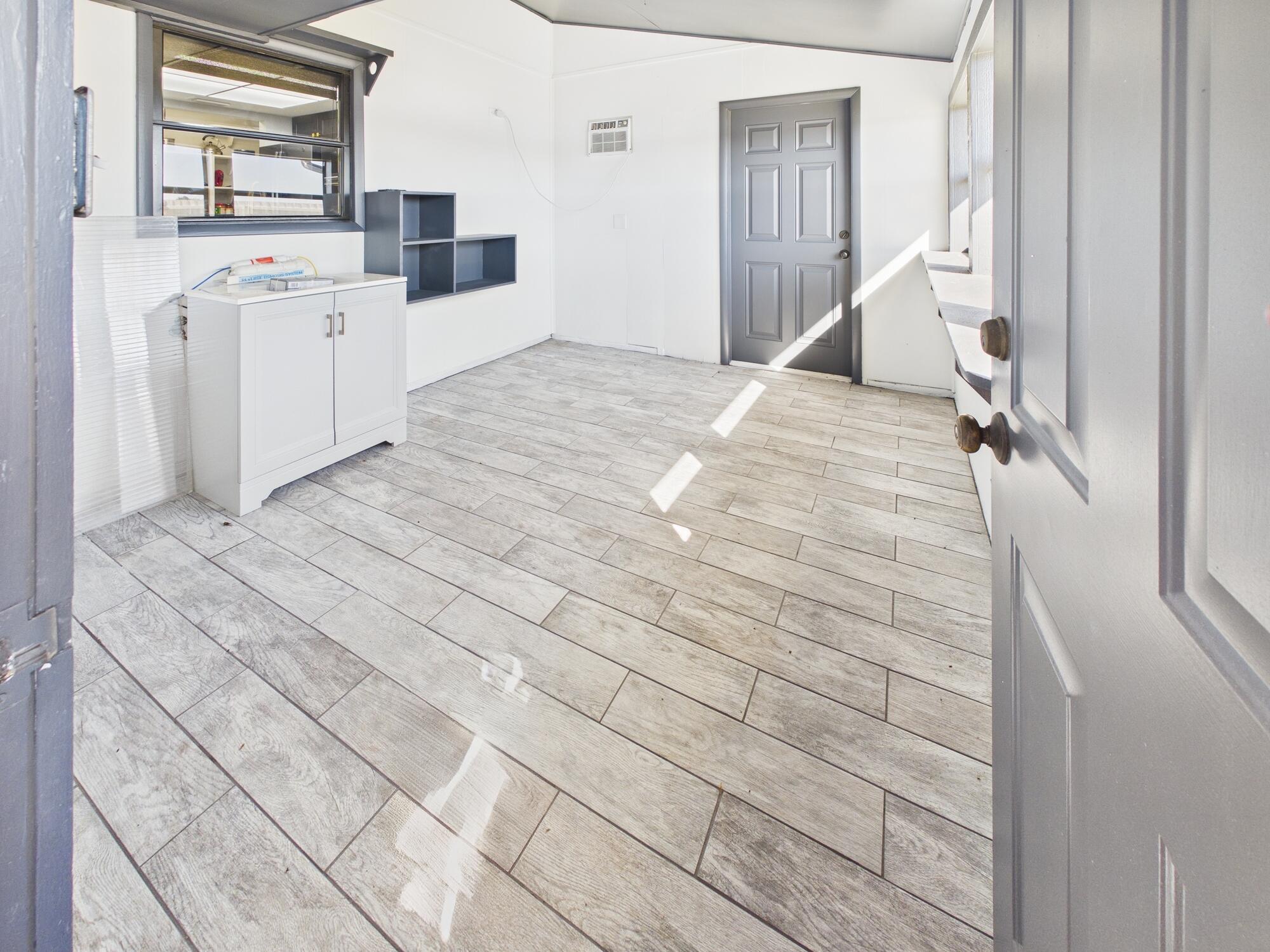 RIVER OAK ACRES - Residential