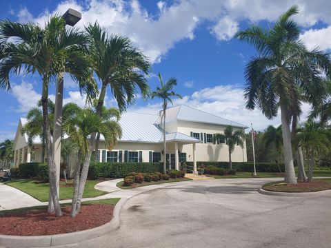 A home in Port St Lucie