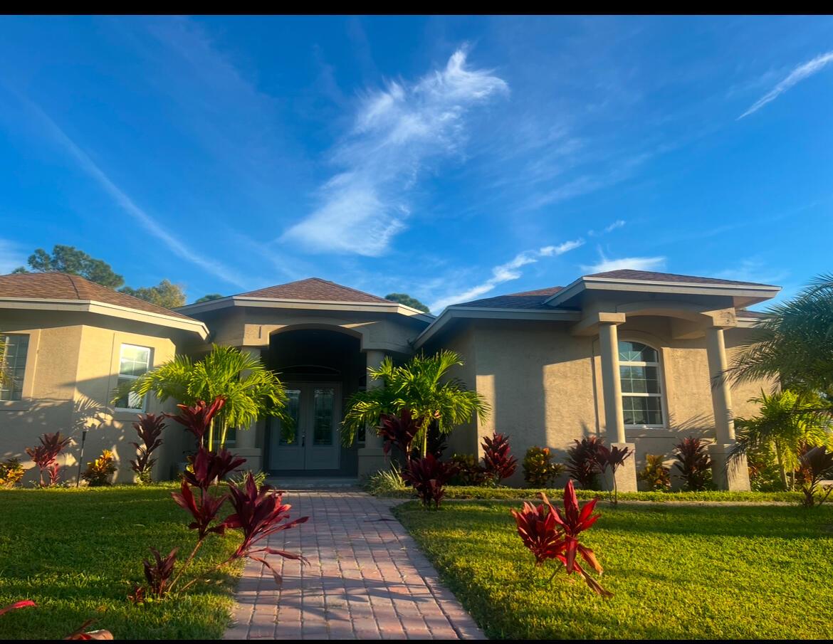Beautiful 3-bedroom and a DEN which can be used as a 4th bedroom house with each room including their own bathroom and a half bathroom for visitors. This will not last. Come experience the country and city life all in one with this over an acre property.