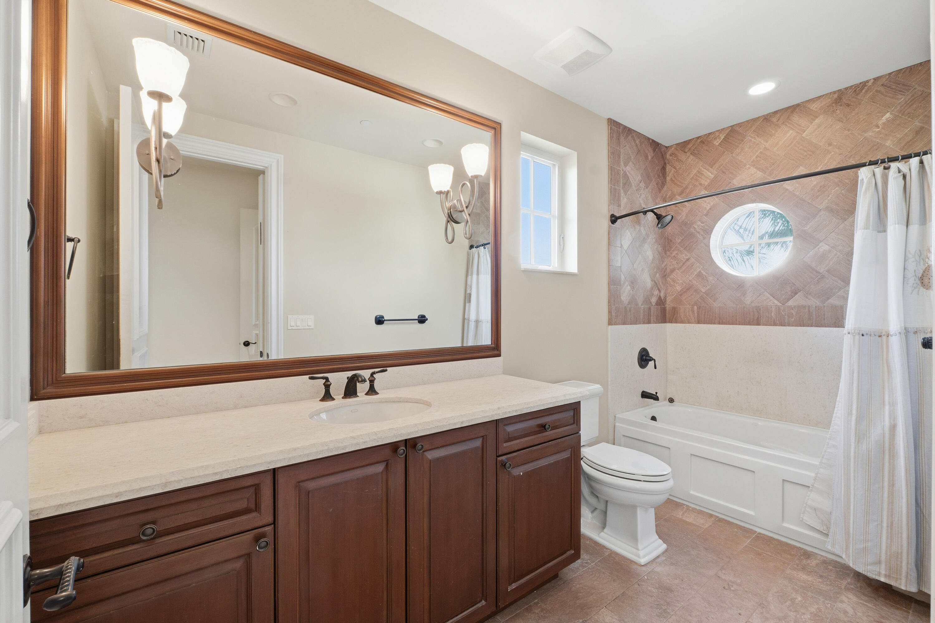 AMENDED PLAT OF BLKS 12 13 & 14 - Residential