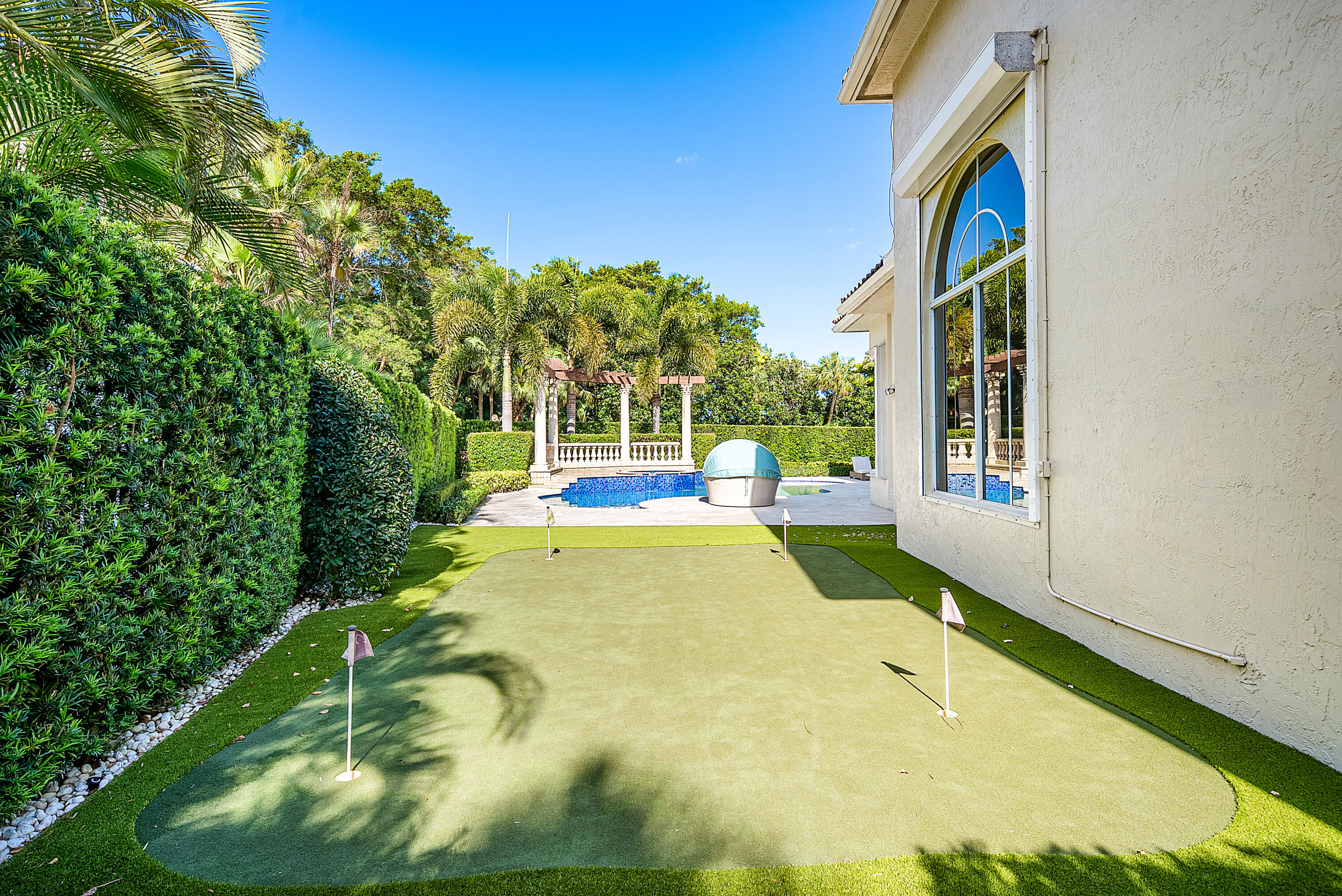 Mizner Country Club - Residential