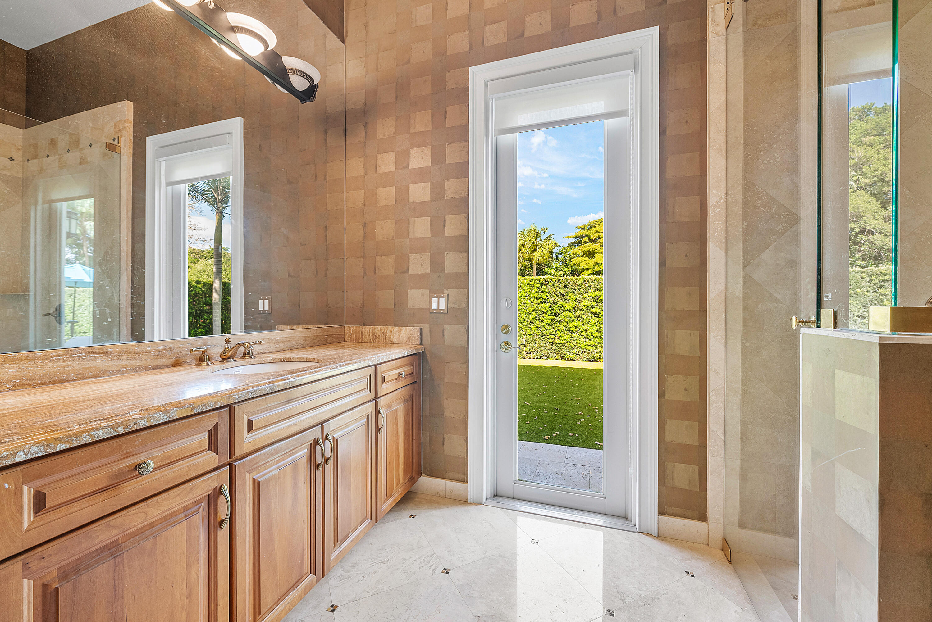 Mizner Country Club - Residential