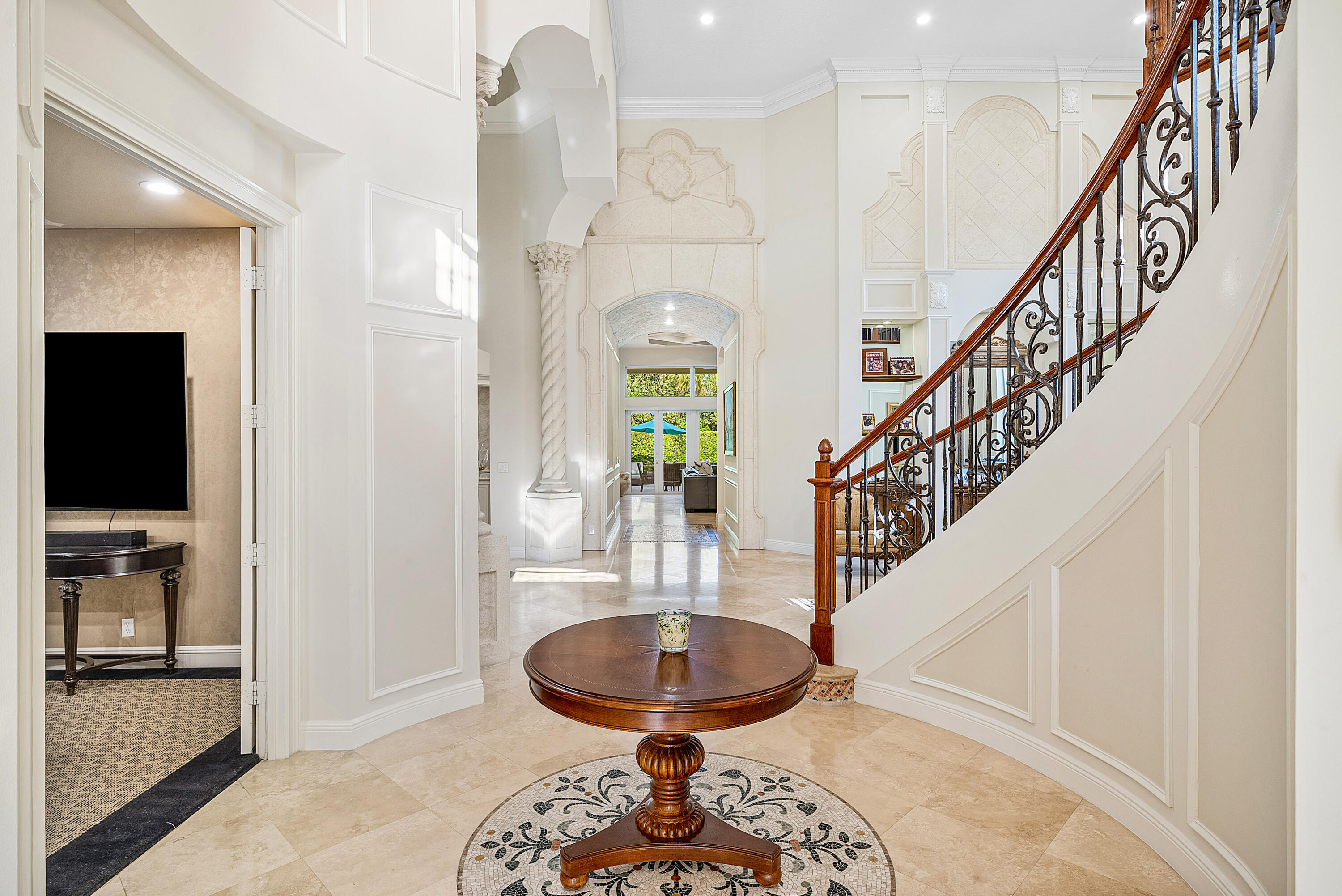 Mizner Country Club - Residential