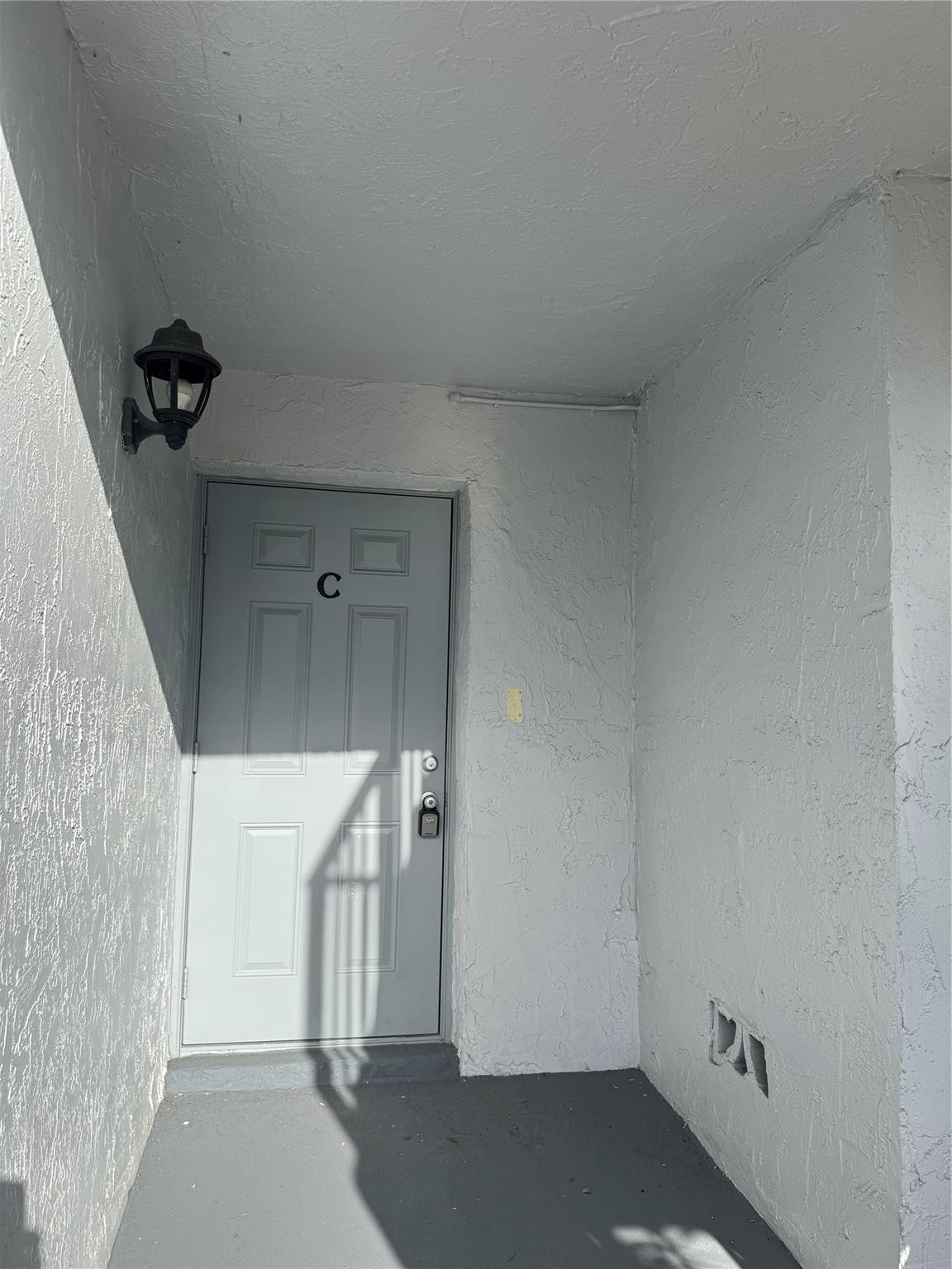 805 N Franklin Avenue 805C