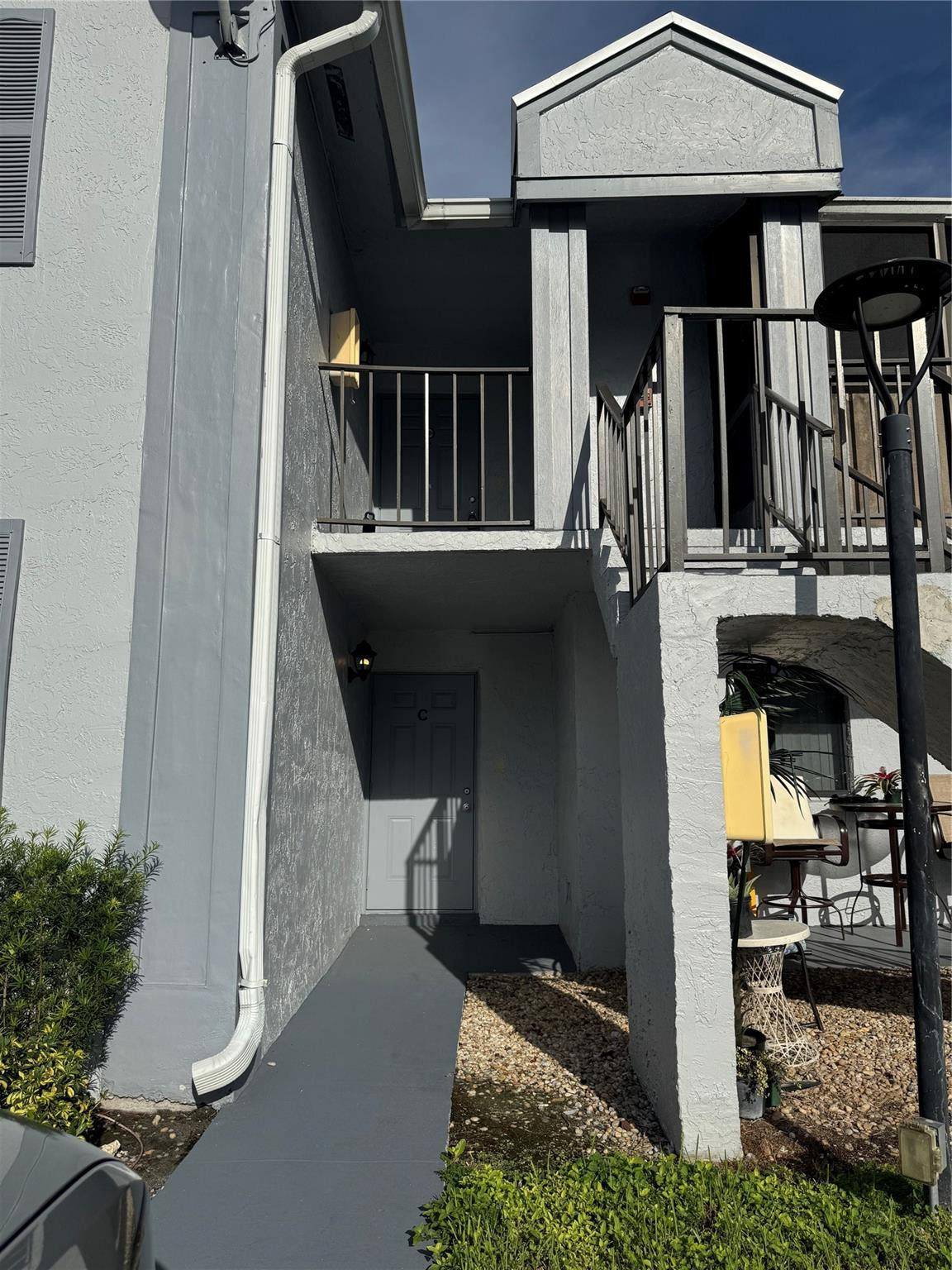 805 N Franklin Avenue 805C