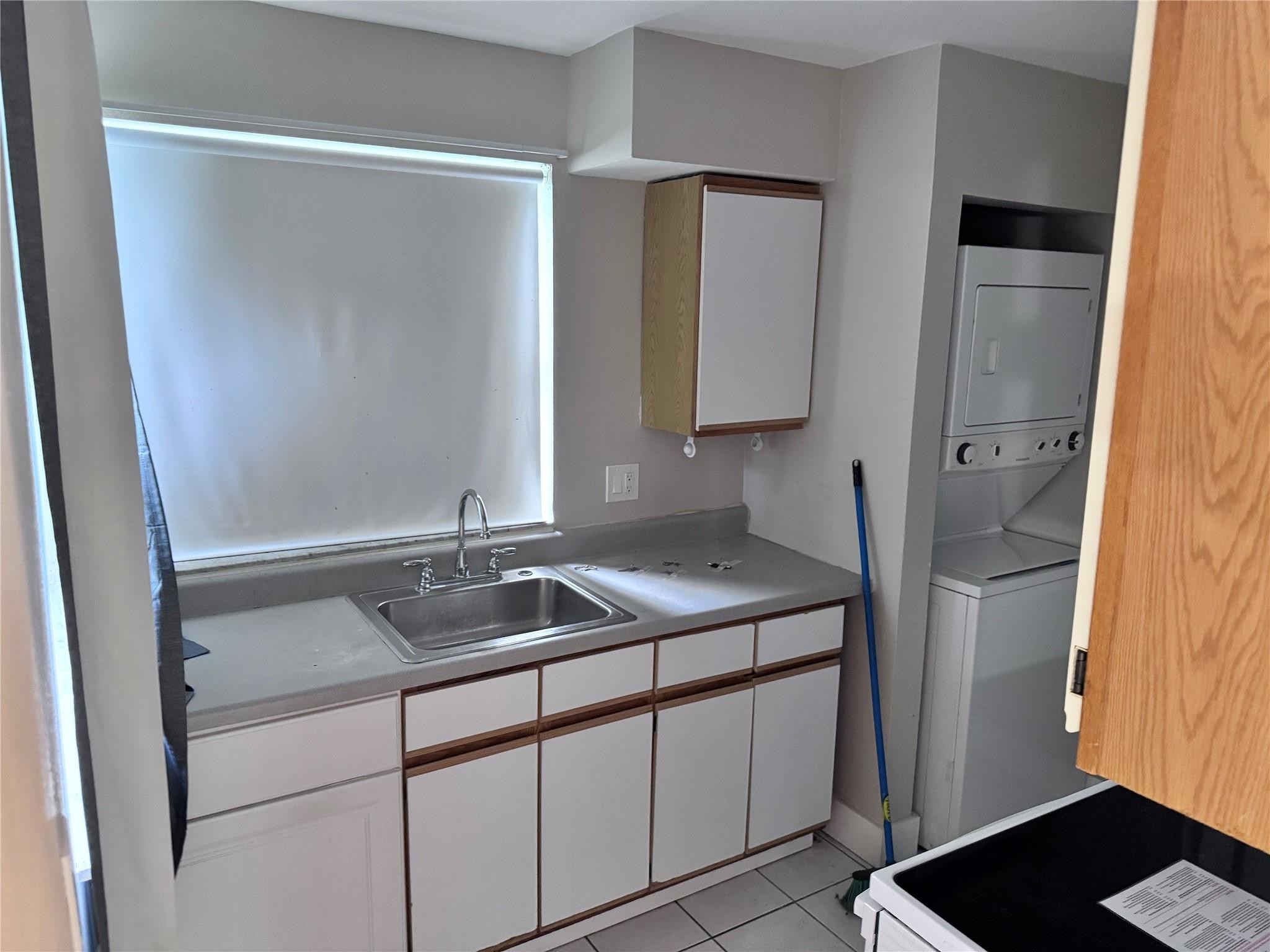 Lakeshore Condo - Residential