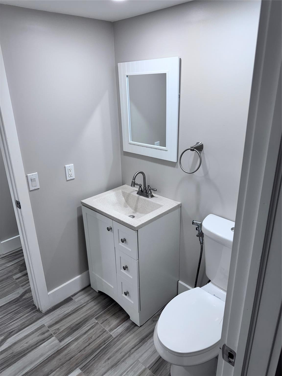 Lakeshore Condo - Residential