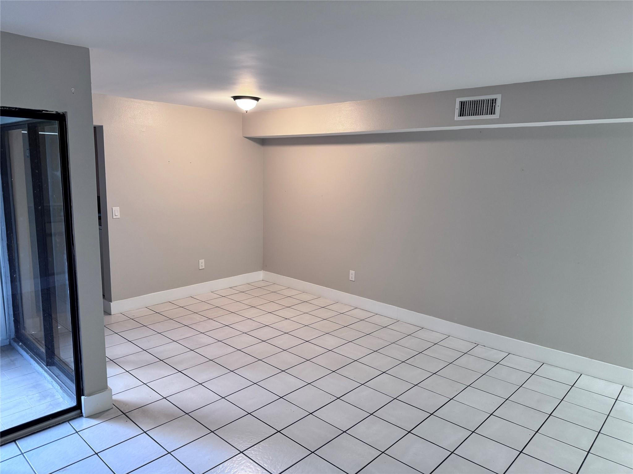 Lakeshore Condo - Residential