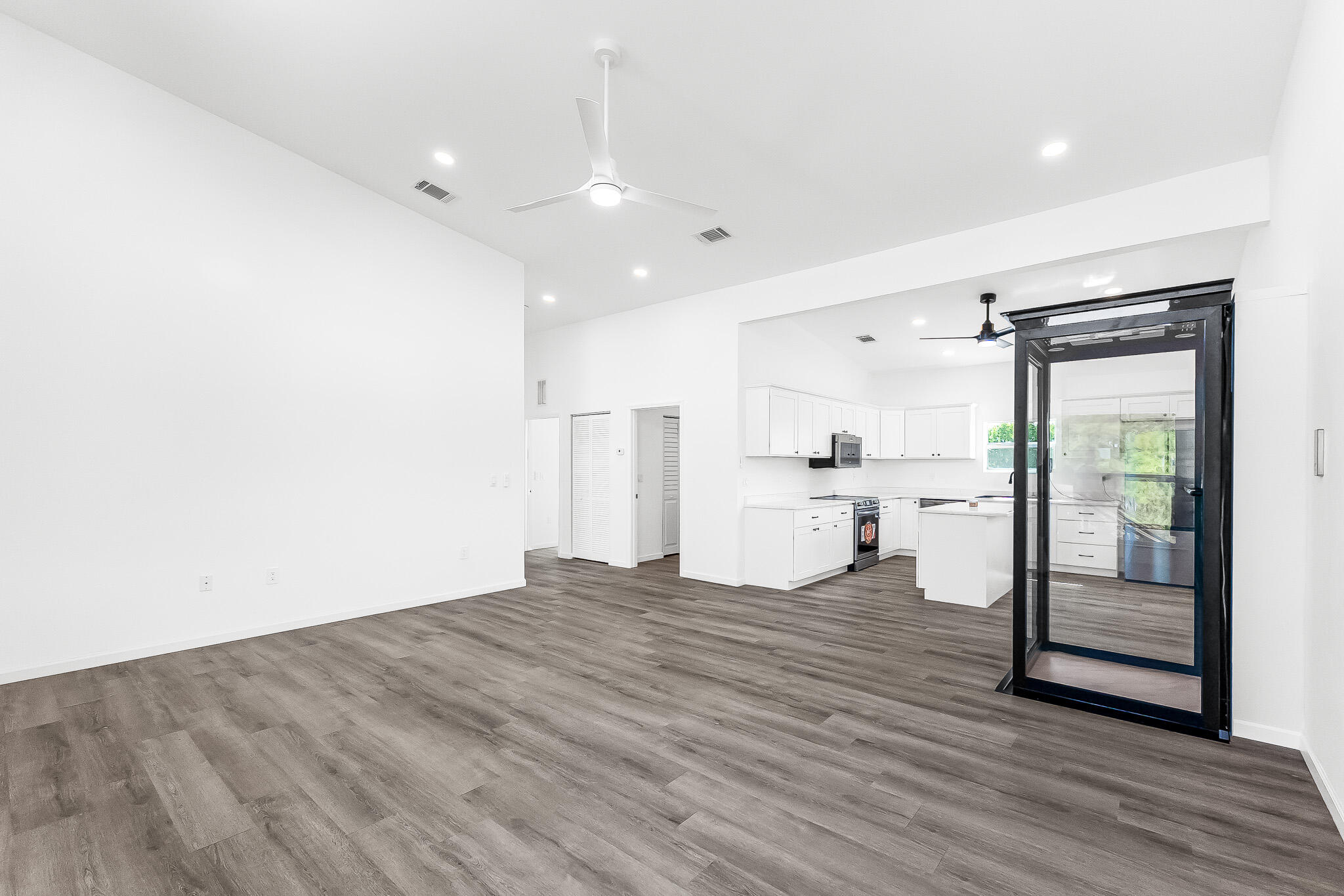 RIDGEWAY - Residential