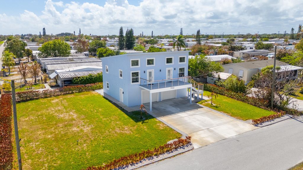 Photo of 7932 SE Skylark Avenue, Hobe Sound, FL 33455 (MLS # R11169199)